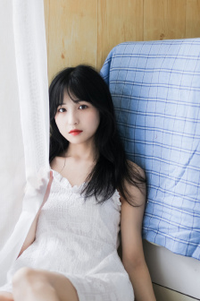 王亮李美诗