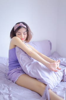 尼姑好漂亮电影免费观看
